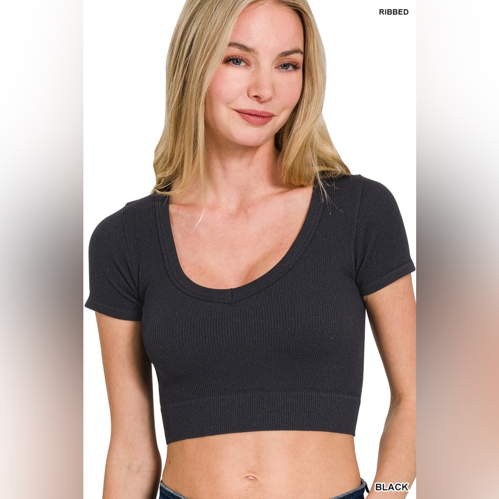 🆕 Zenana SEAMLESS RIBBED CROP TEE